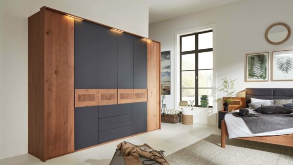 Interliving Schlafzimmer Serie 1022 – Kleiderschrank 97300