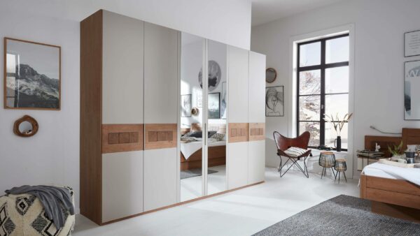 Interliving Schlafzimmer Serie 1022 – Kleiderschrank 97300