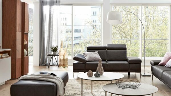 Interliving Sofa Serie 4251 – Zweisitzer 12201 mit Sitztiefenverstellung